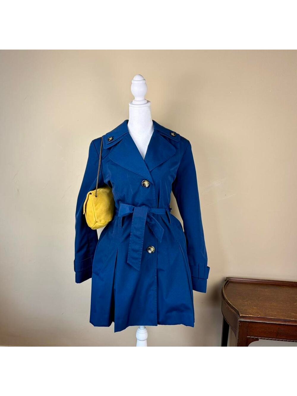LIZ CLAIBORNE navy blue trench coat with tortoise shell style buttons Women's S